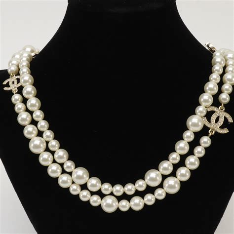 coco chanel pearls perfu|cost of Chanel pearl necklace.